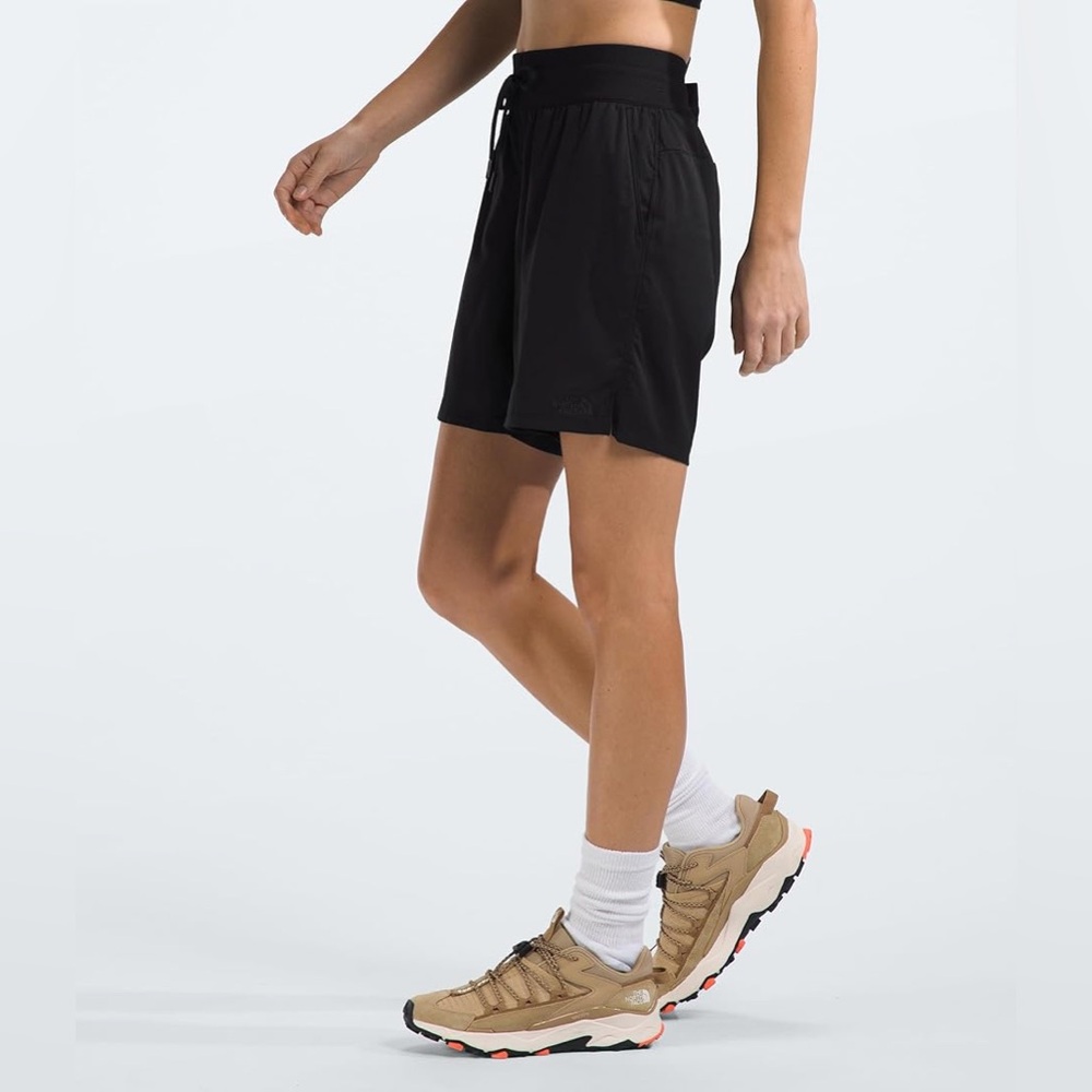 The North Face Aphrodite Motion Black Bermuda Shorts Stretch Athletic Women S